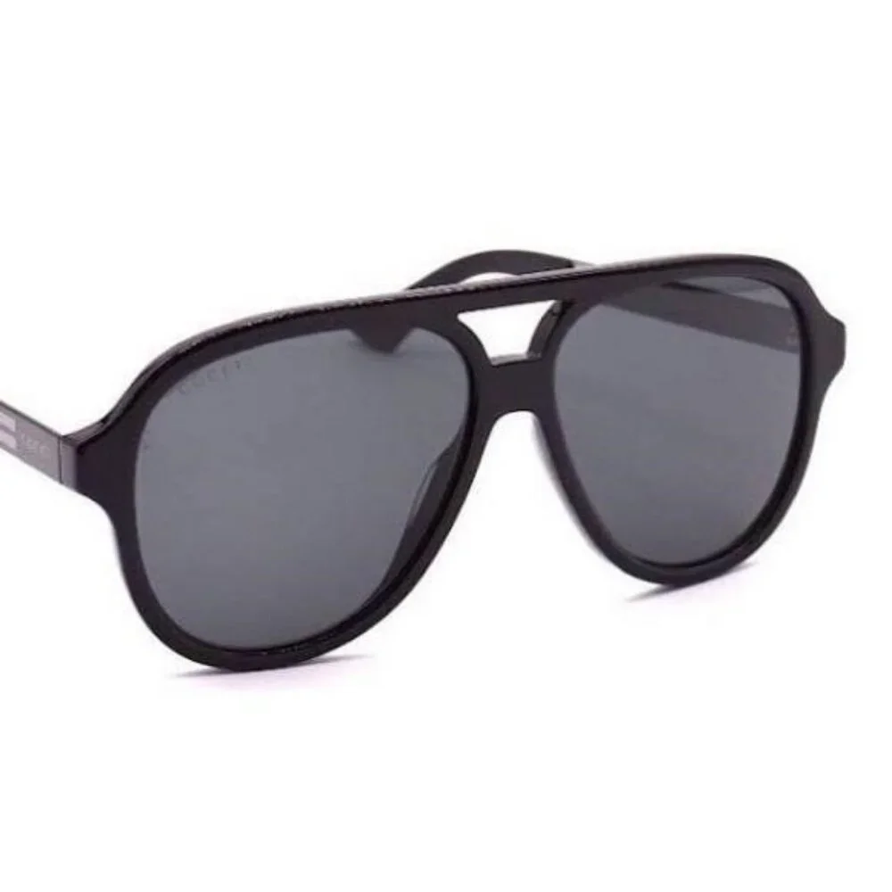 Authentic- New - Gucci Men’s Sunglasses GG0688S 001 Black/ Gray
